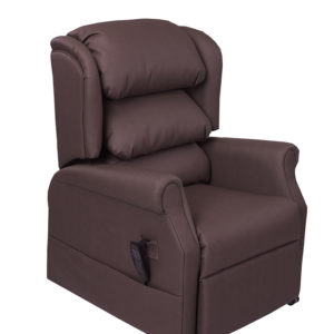 Ambassador Rp Lionfish 3qr Cmyk938 Lr